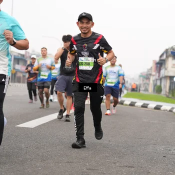 Runner Photo 7247394
