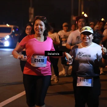 Runner Photo 7247404