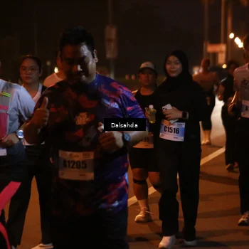 Runner Photo 7247452