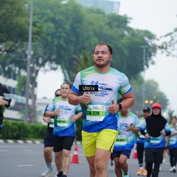 Runner Photo 7247578