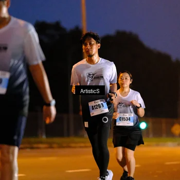 Runner Photo 7247590