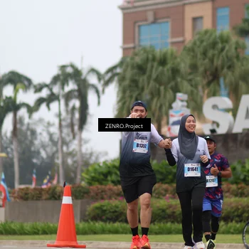 Runner Photo 7247618