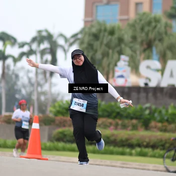 Runner Photo 7247643