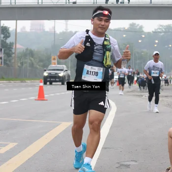 Runner Photo 7247644
