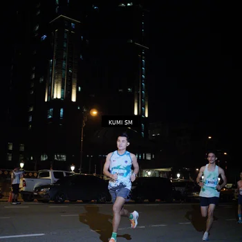 Runner Photo 7247681