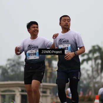 Runner Photo 7247709