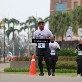 Runner Photo 7247836