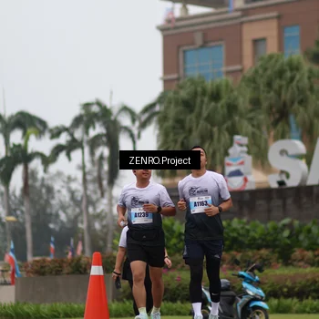 Runner Photo 7247873