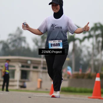 Runner Photo 7247878