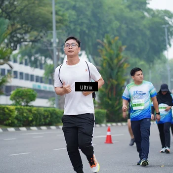 Runner Photo 7247915