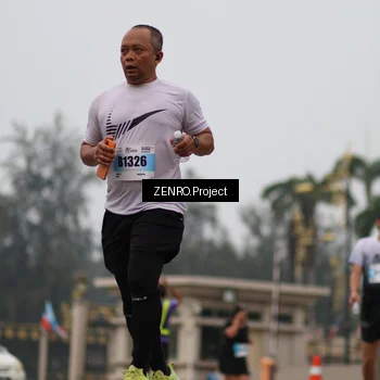 Runner Photo 7247973