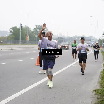 Runner Photo 7248175