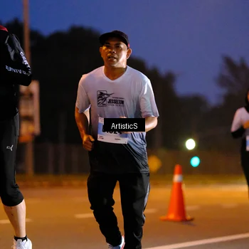 Runner Photo 7248288