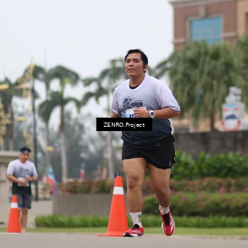 Runner Photo 7248408