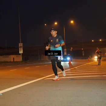Runner Photo 7248438