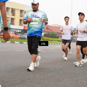 Runner Photo 7248541