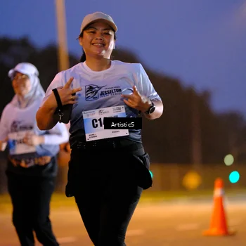 Runner Photo 7248858