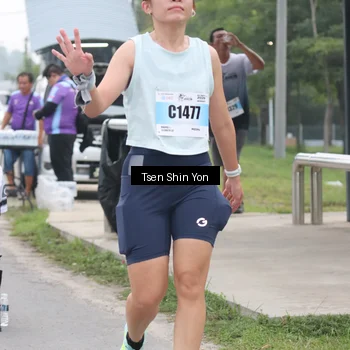 Runner Photo 7249003