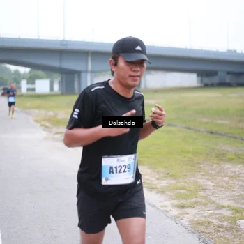 Runner Photo 7249105