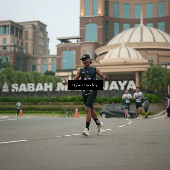 Runner Photo 7249115