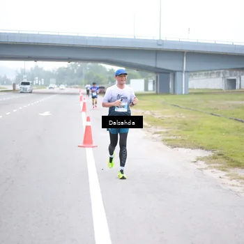 Runner Photo 7249285