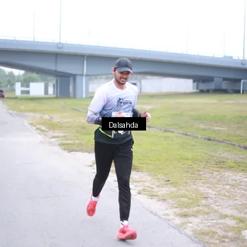Runner Photo 7249343