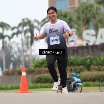 Runner Photo 7249370