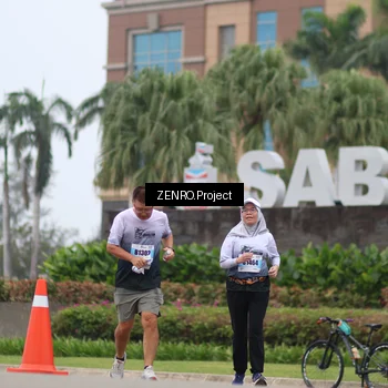 Runner Photo 7249386