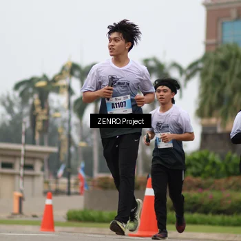 Runner Photo 7249416