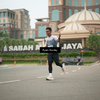 Runner Photo 7249544