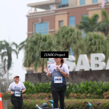Runner Photo 7249727