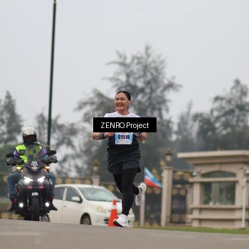 Runner Photo 7249846