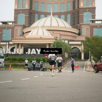 Runner Photo 7249868