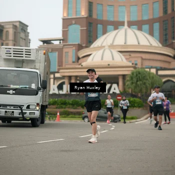 Runner Photo 7249884