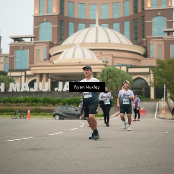 Runner Photo 7249908