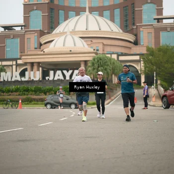 Runner Photo 7249944