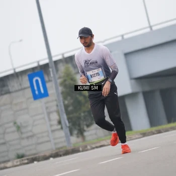 Runner Photo 7250092