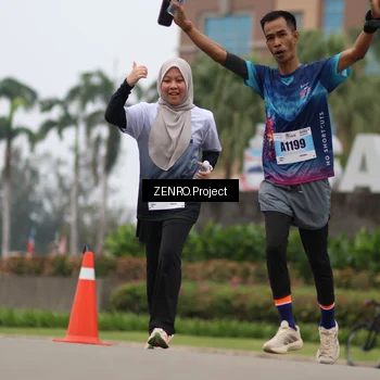 Runner Photo 7250180