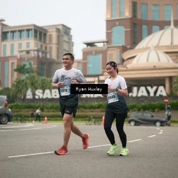 Runner Photo 7250238