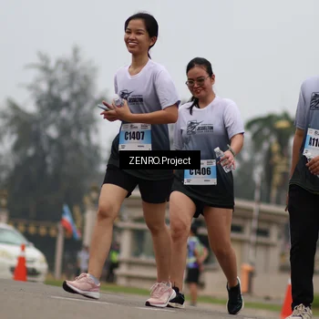 Runner Photo 7250393