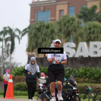 Runner Photo 7250403