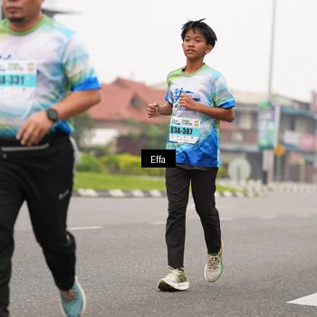 Runner Photo 7250442