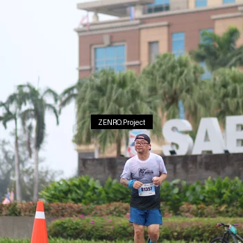 Runner Photo 7250503