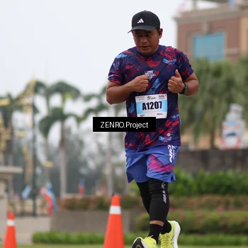 Runner Photo 7250505