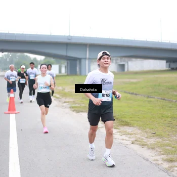 Runner Photo 7250538