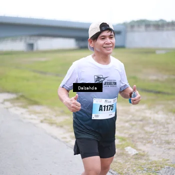 Runner Photo 7250540