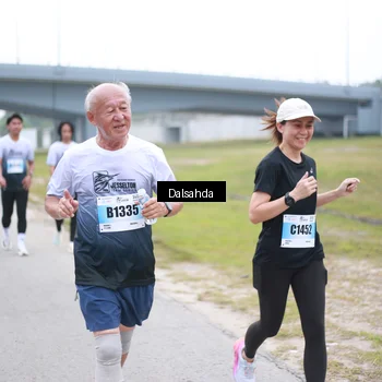 Runner Photo 7250569