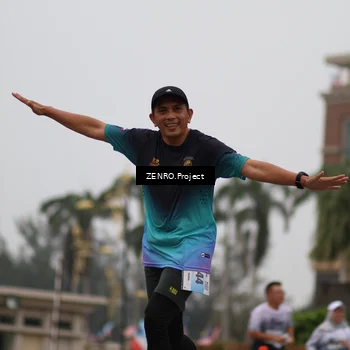 Runner Photo 7250590