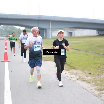 Runner Photo 7250591