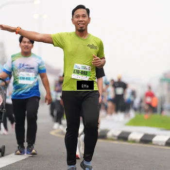 Runner Photo 7250630